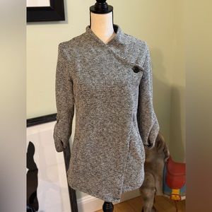 Dex Women's Asymmetrical Long Cardigan Sweater Size M Black & White Herringbone